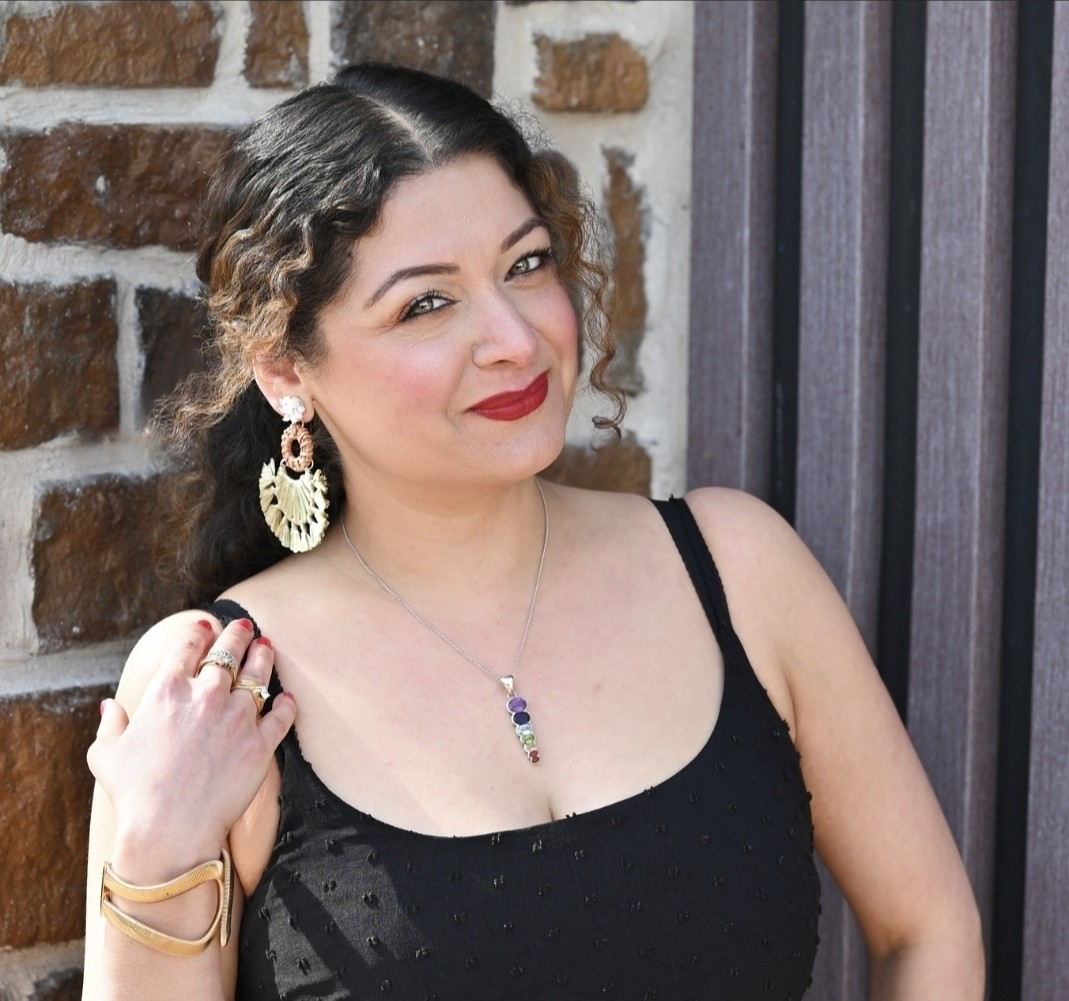 Nidhi Melag, Blue Anjou yoga teacher